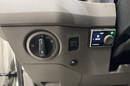 valkoinen Volkswagen Crafter 2018 kuva 15.