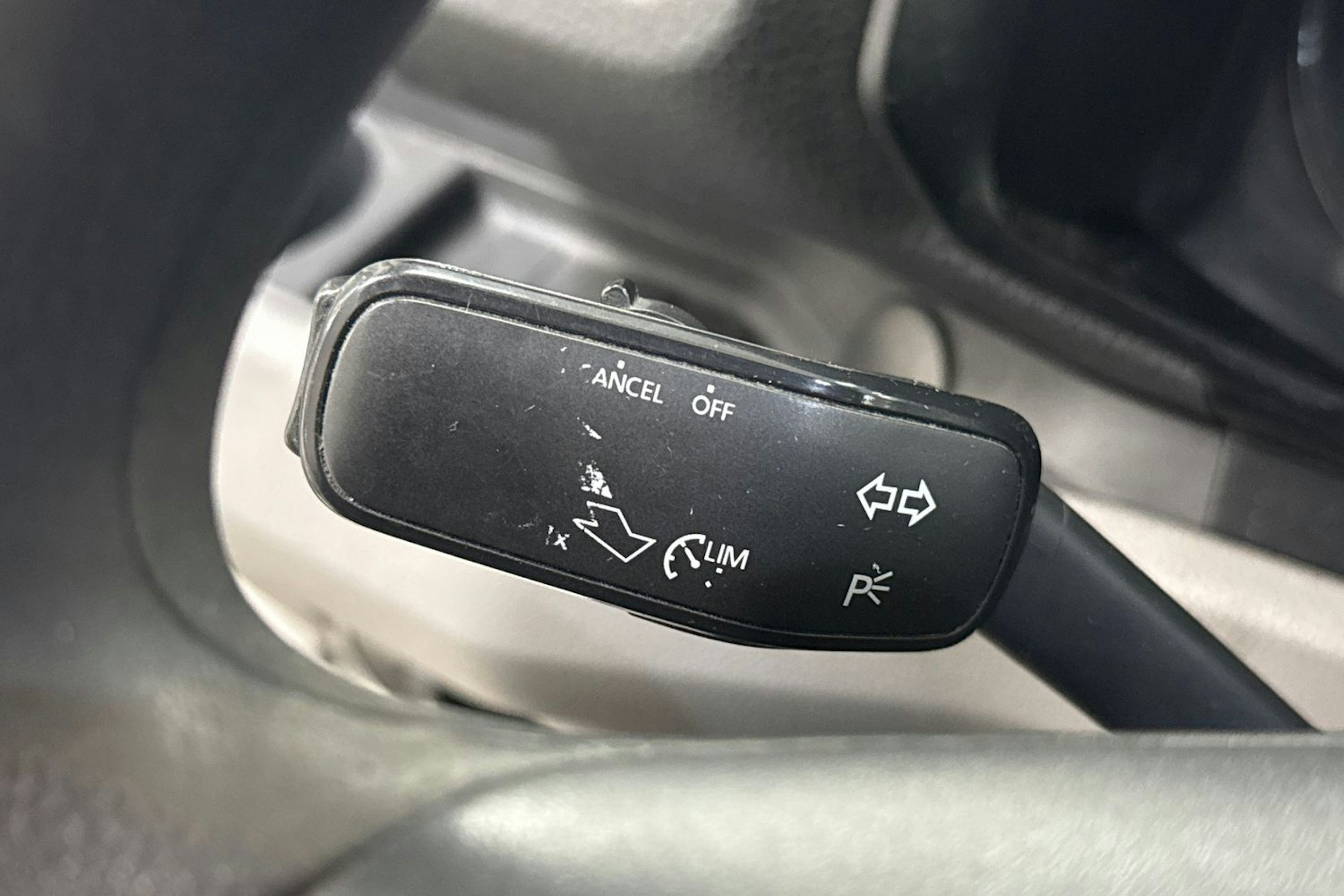 valkoinen Volkswagen Crafter 2018 kuva 17.