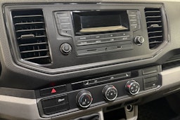 valkoinen Volkswagen Crafter 2018 kuva 19.