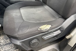 valkoinen Volkswagen Crafter 2018 kuva 22.