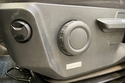 harmaa Volkswagen Crafter 2018 kuva 19.