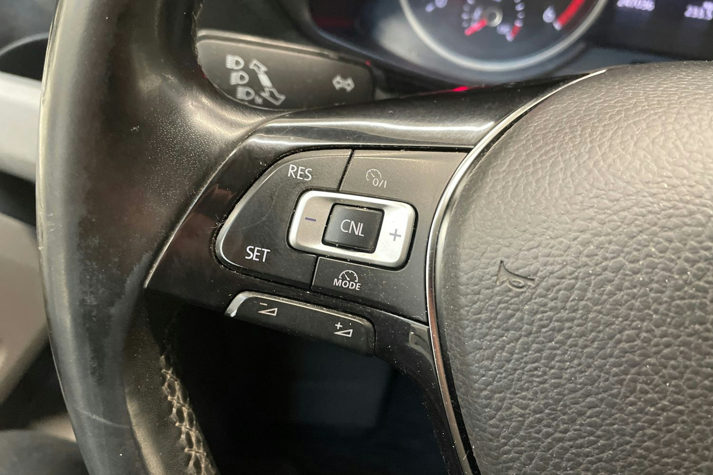 harmaa Volkswagen Crafter 2018 kuva 22.