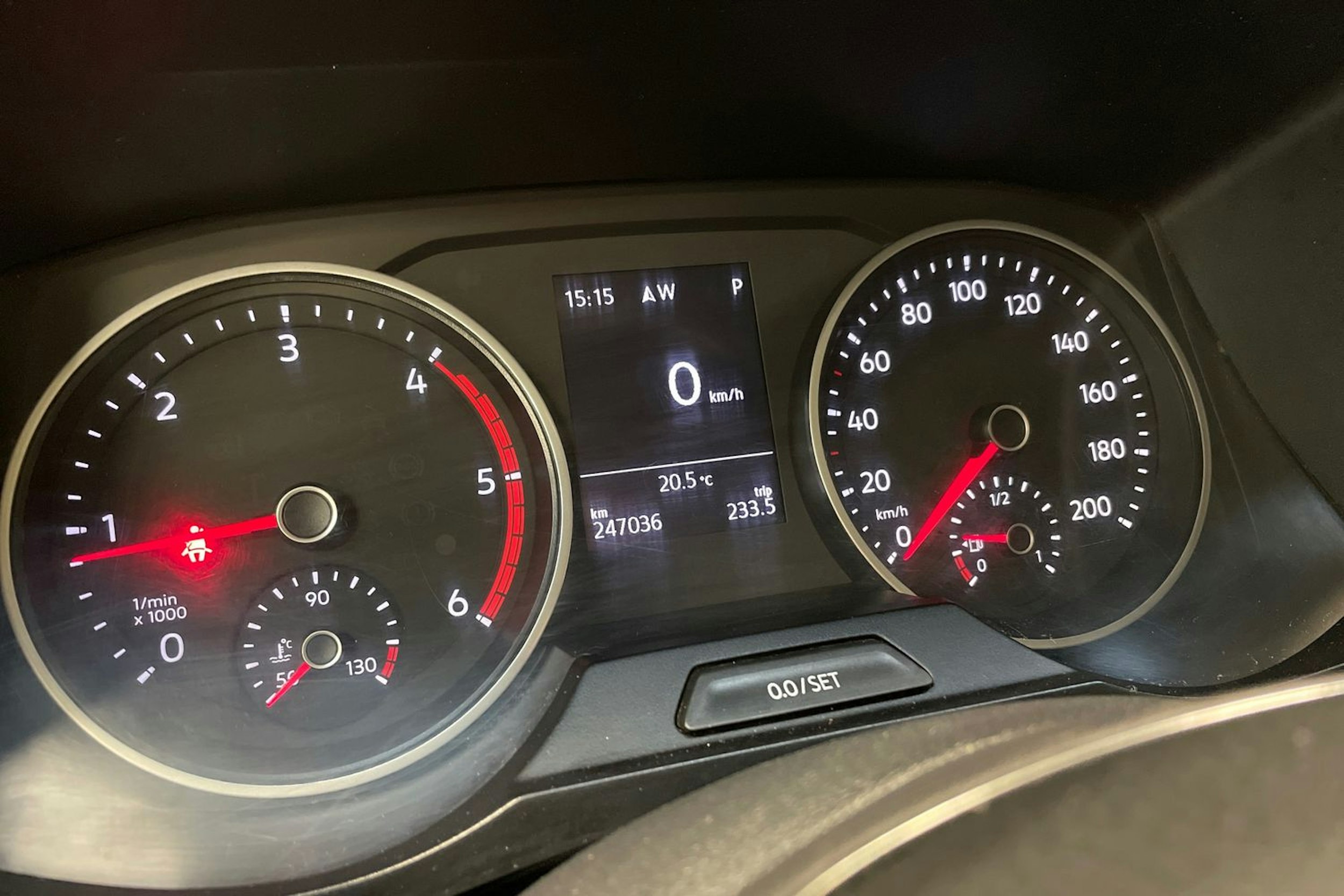 harmaa Volkswagen Crafter 2018 kuva 23.