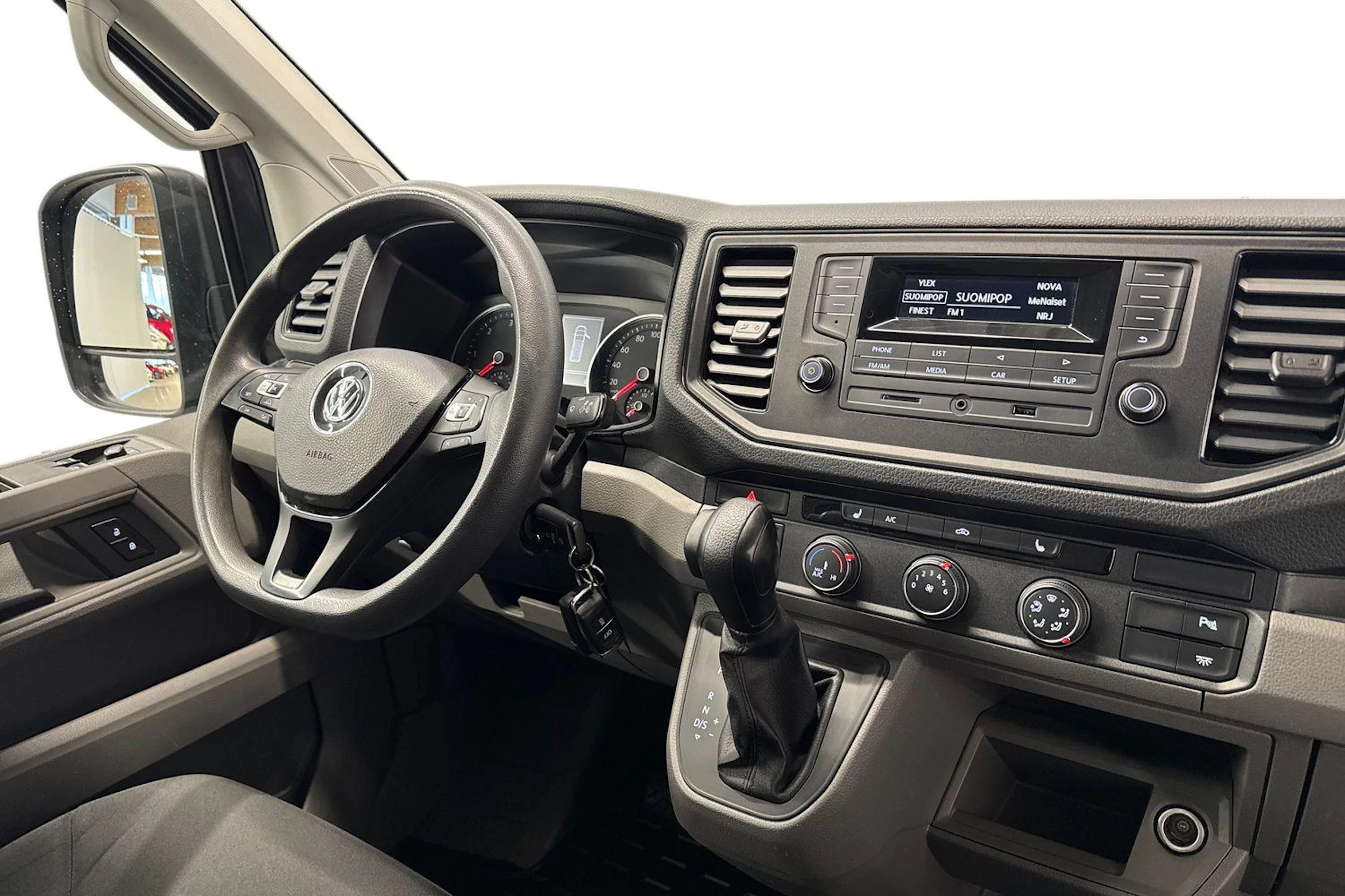 harmaa Volkswagen Crafter 2018 kuva 11.