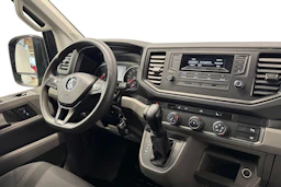 harmaa Volkswagen Crafter 2018 kuva 11.