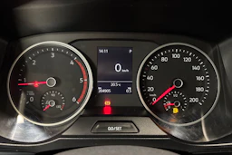 harmaa Volkswagen Crafter 2018 kuva 17.