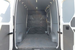 Valkoinen Volkswagen CRAFTER 2018 kuva 13.