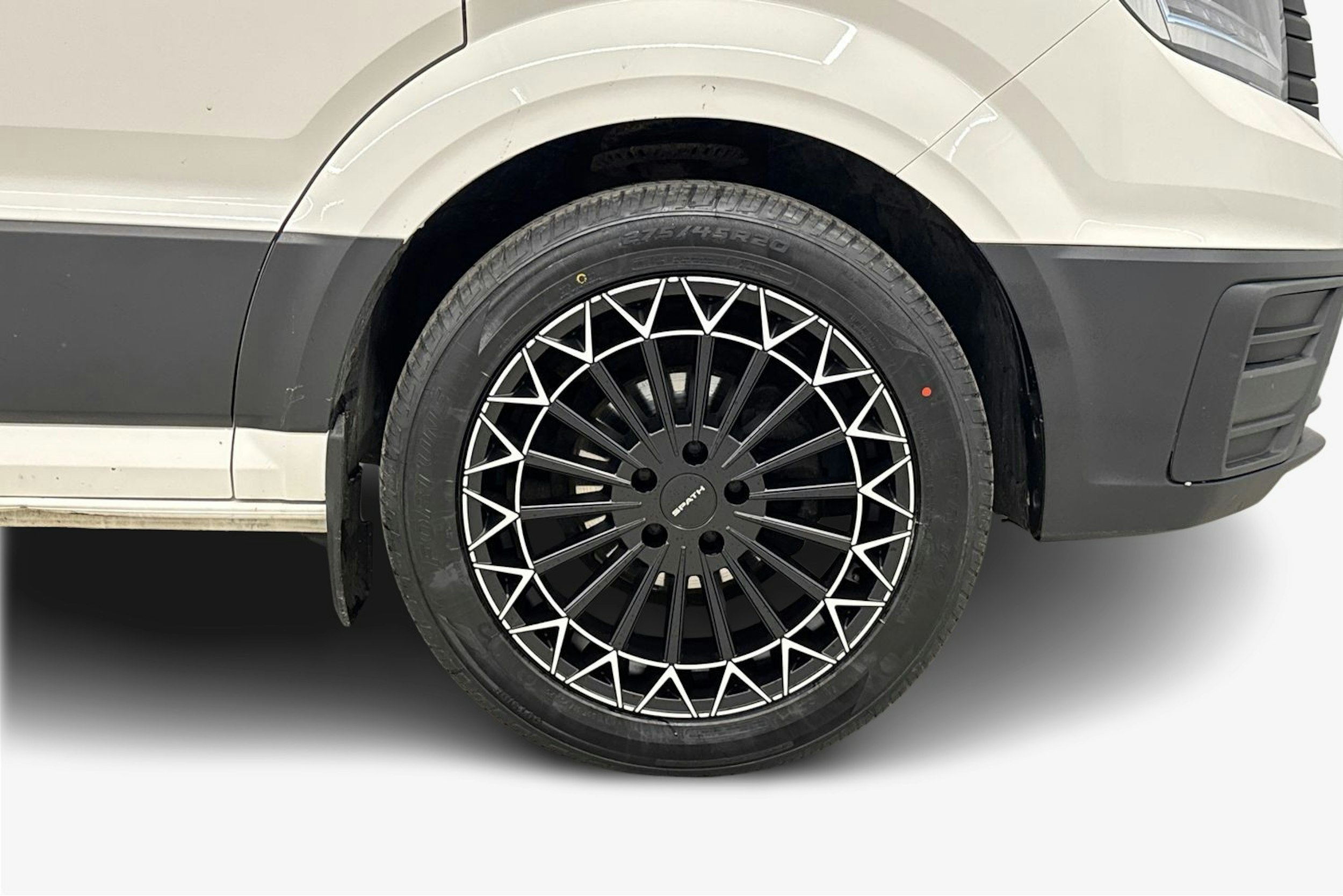 valkoinen Volkswagen Crafter 2018 kuva 12.