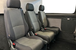 musta Volkswagen Crafter 2018 kuva 10.