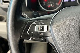 musta Volkswagen Crafter 2018 kuva 17.