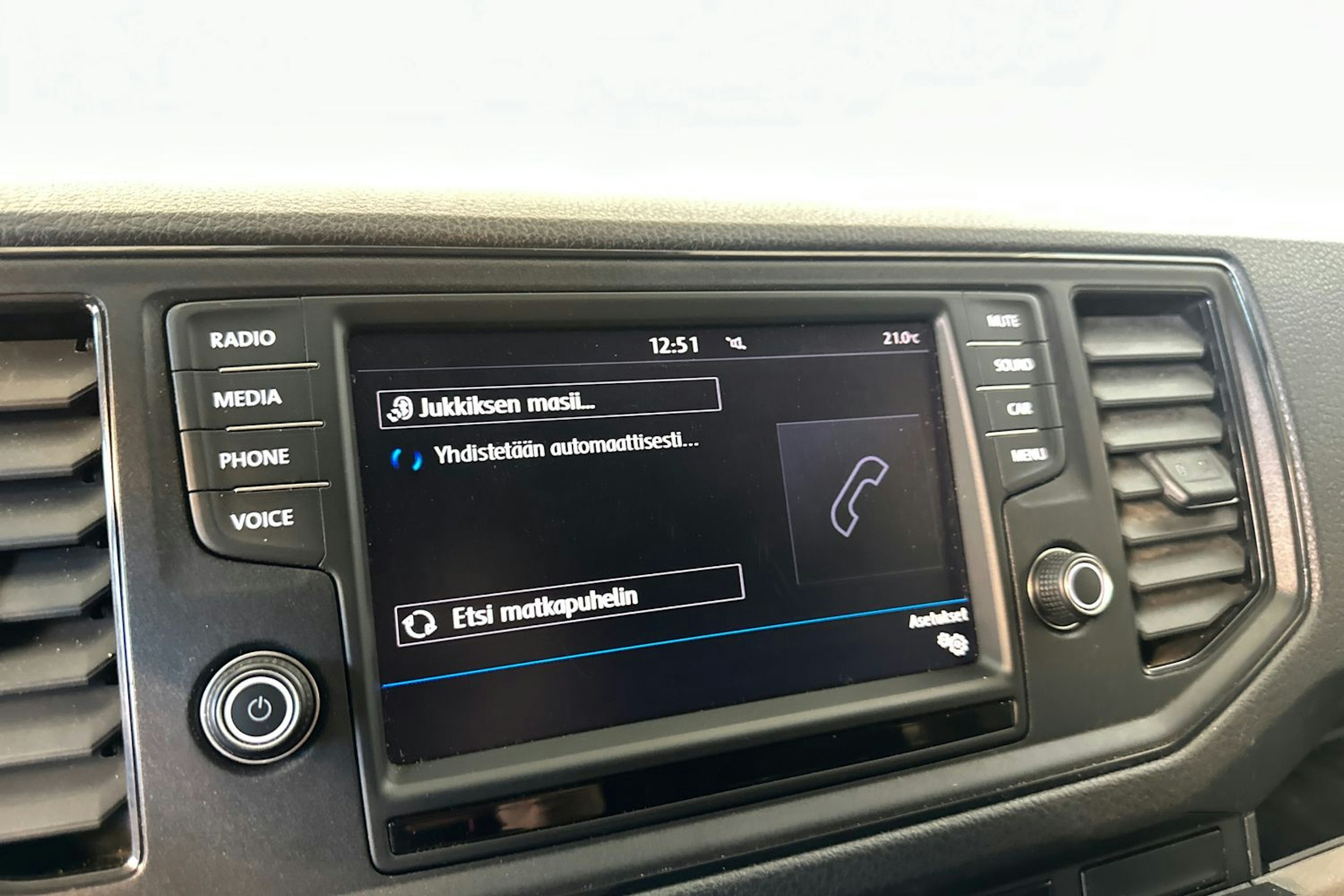 musta Volkswagen Crafter 2018 kuva 24.