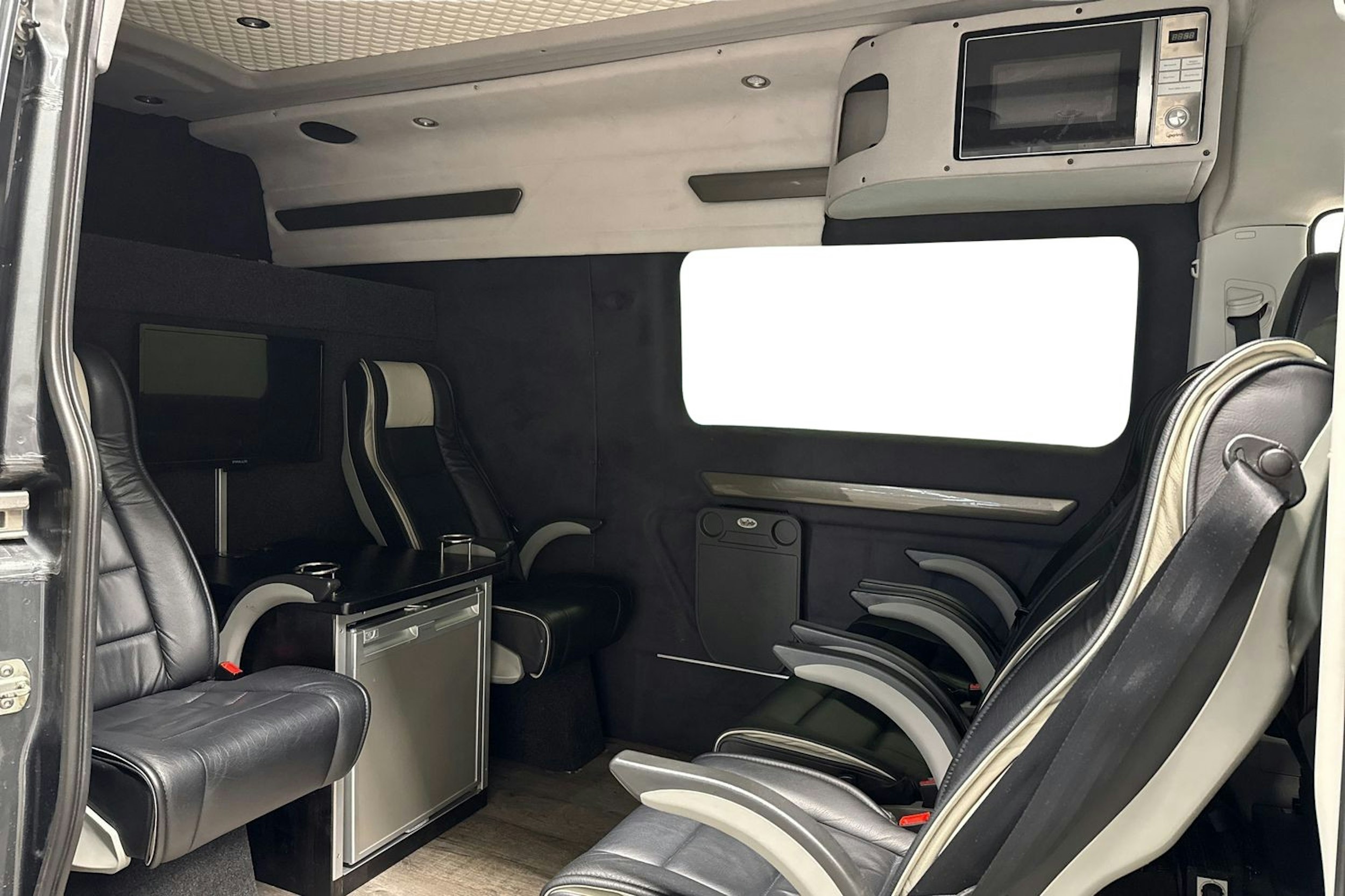 met. harmaa Volkswagen Crafter 2018 kuva 10.