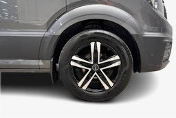 met. harmaa Volkswagen Crafter 2018 kuva 11.