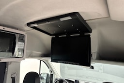 met. harmaa Volkswagen Crafter 2018 kuva 15.