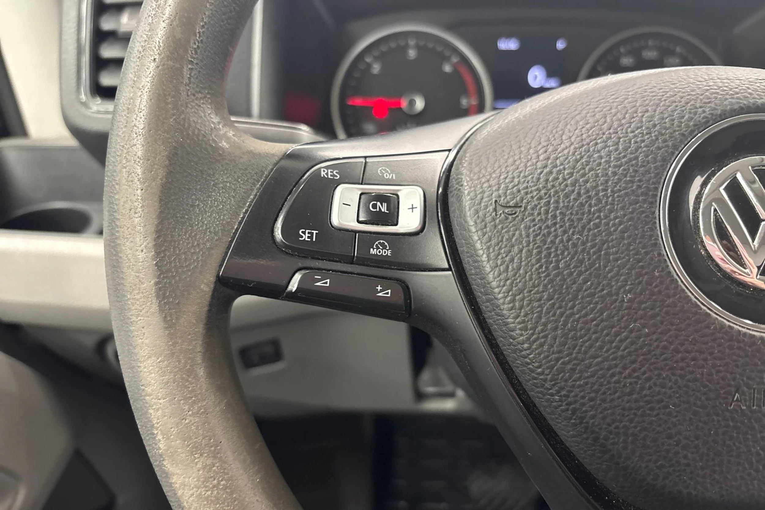 harmaa Volkswagen Crafter 2018 kuva 11.