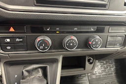 harmaa Volkswagen Crafter 2018 kuva 15.
