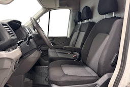 valkoinen Volkswagen Crafter 2018 kuva 7.