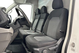 valkoinen Volkswagen Crafter 2018 kuva 8.