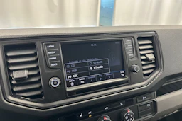 valkoinen Volkswagen Crafter 2018 kuva 17.