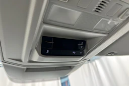 valkoinen Volkswagen Crafter 2018 kuva 19.