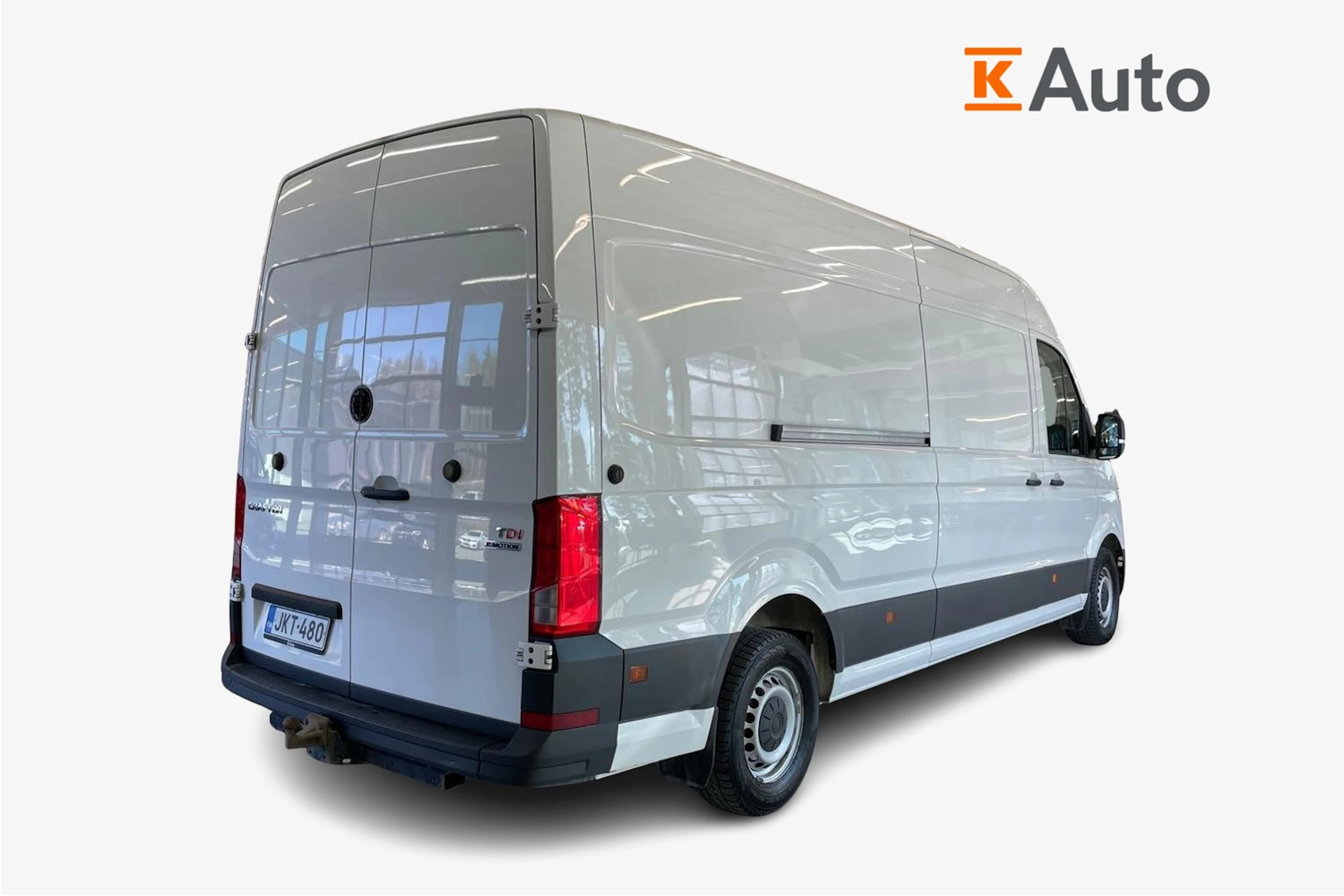 Valkoinen Volkswagen CRAFTER 2018 kuva 3.
