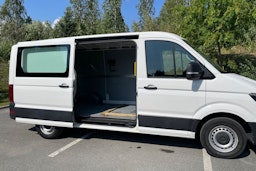 Valkoinen Volkswagen CRAFTER 2018 kuva 14.