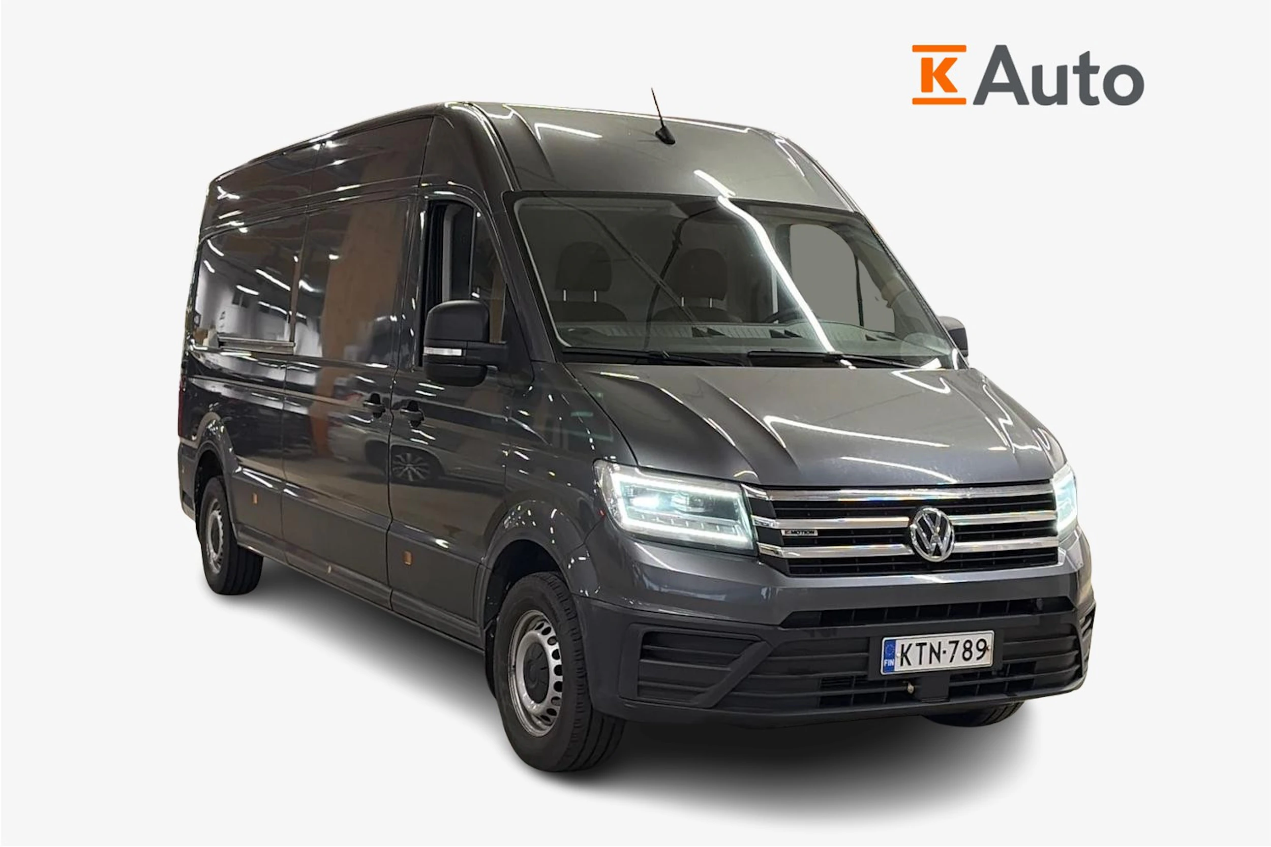 met. harmaa Volkswagen Crafter 2018 kuva 1.
