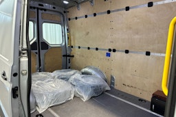 hopea Volkswagen Crafter 2018 kuva 15.