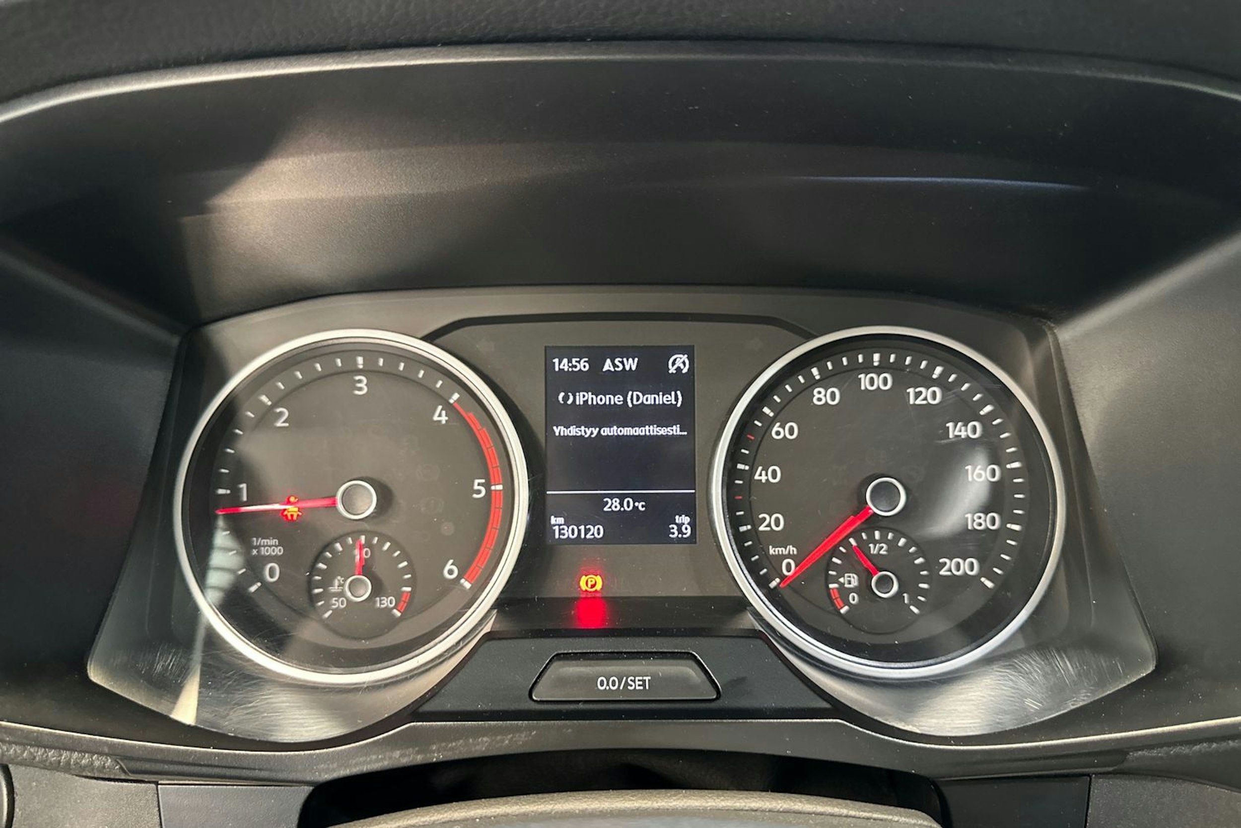 hopea Volkswagen Crafter 2018 kuva 21.
