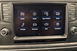 musta Volkswagen Crafter 2018 kuva 16.