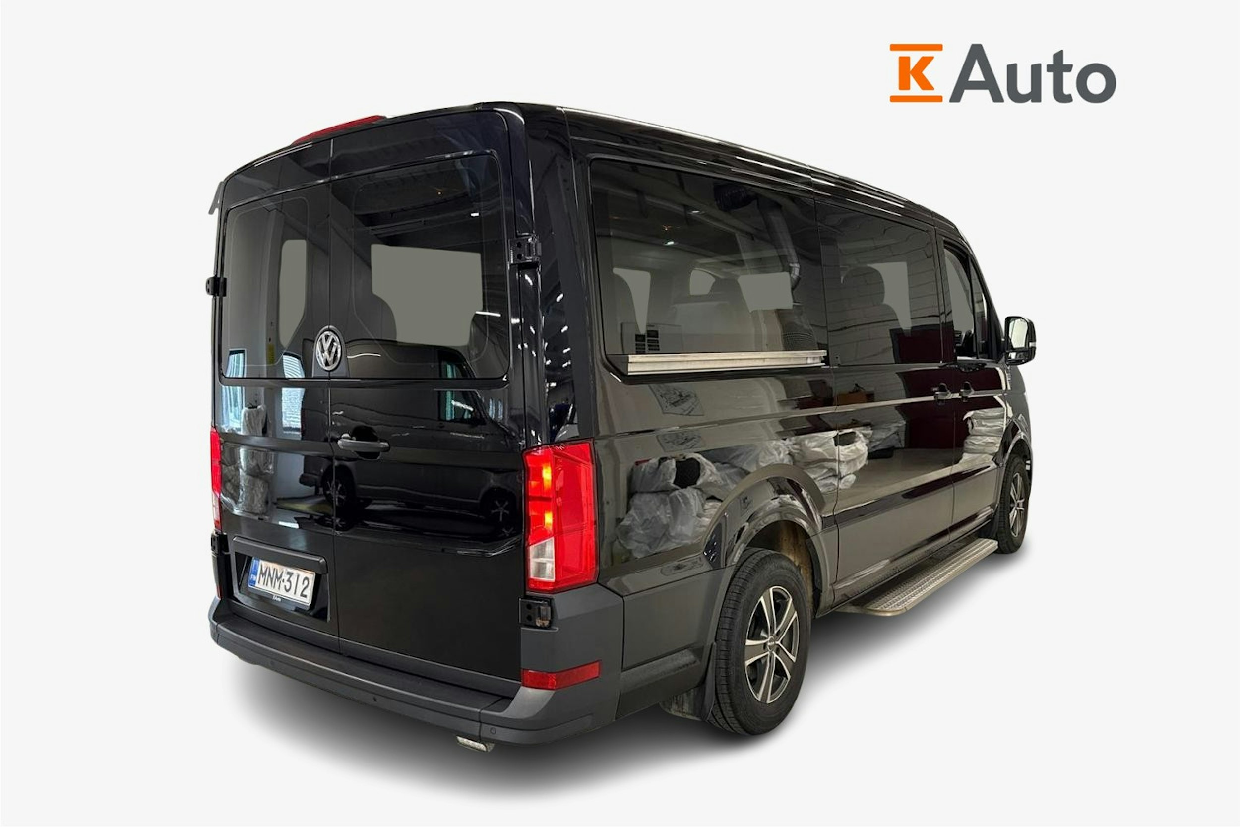 Musta Volkswagen CRAFTER 2018 kuva 2.