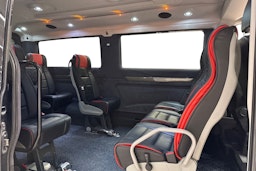Musta Volkswagen CRAFTER 2018 kuva 10.
