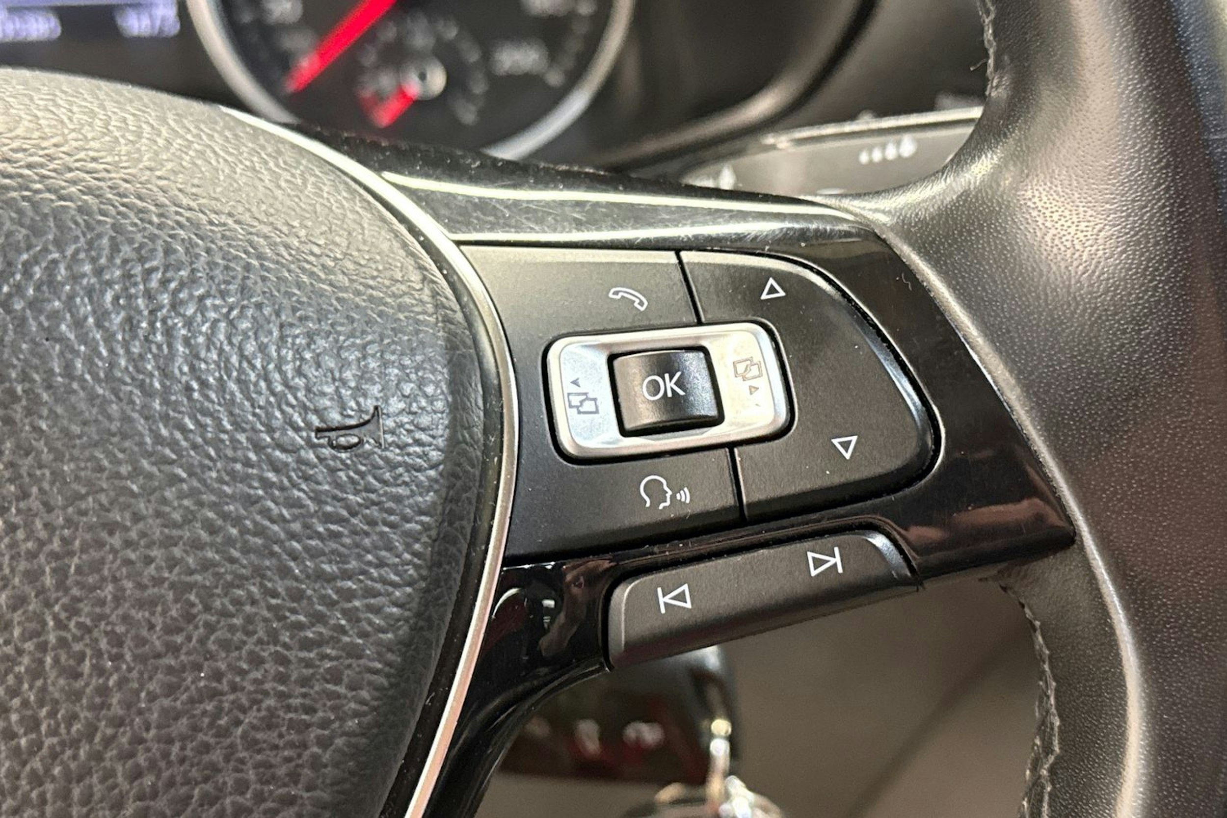 Musta Volkswagen CRAFTER 2018 kuva 21.