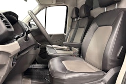 musta Volkswagen Crafter 2018 kuva 6.