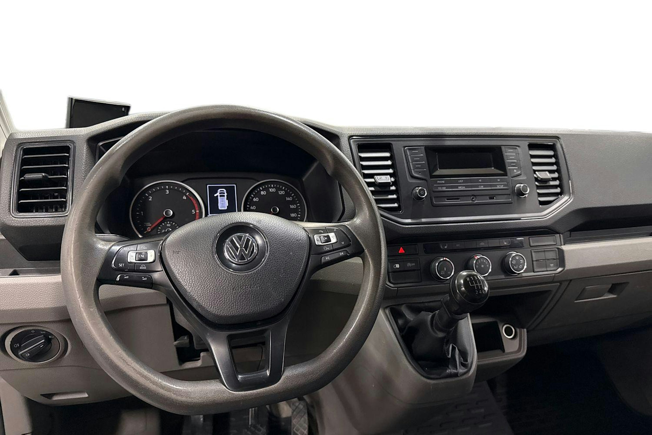 musta Volkswagen Crafter 2018 kuva 7.