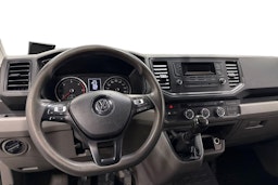 musta Volkswagen Crafter 2018 kuva 7.
