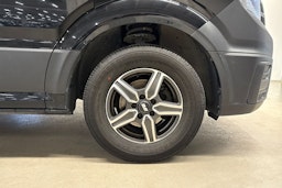 musta Volkswagen Crafter 2018 kuva 9.