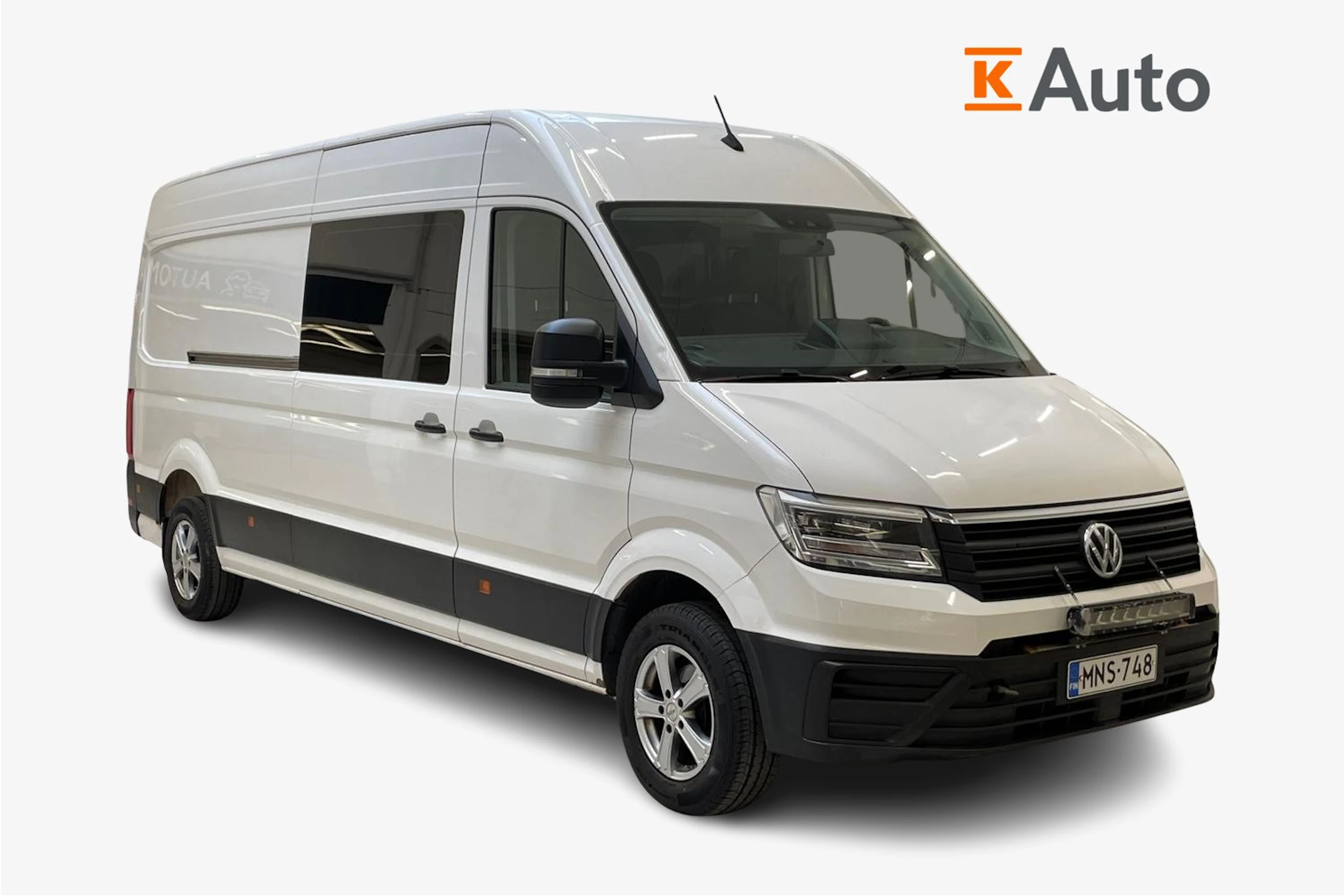 valkoinen Volkswagen Crafter 2018 kuva 1.