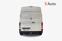 valkoinen Volkswagen Crafter 2018 kuva 4.