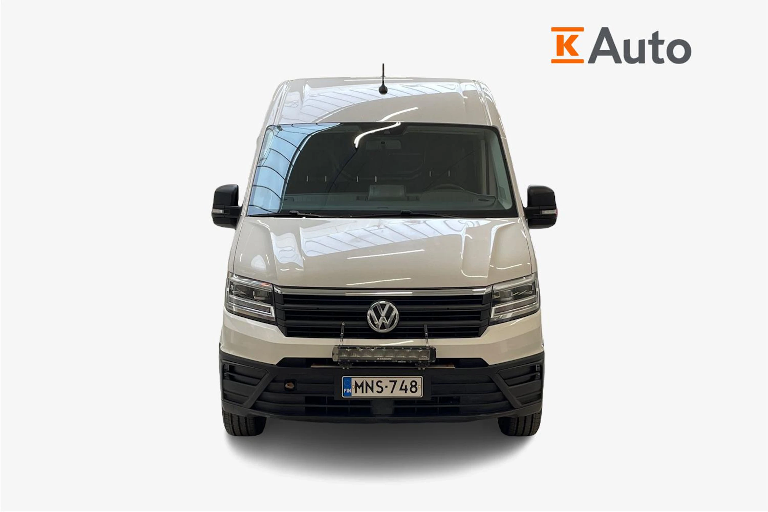 valkoinen Volkswagen Crafter 2018 kuva 5.
