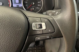 valkoinen Volkswagen Crafter 2018 kuva 20.