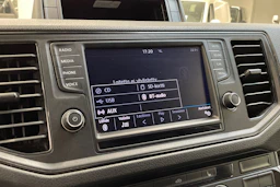 valkoinen Volkswagen Crafter 2018 kuva 23.