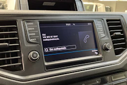 valkoinen Volkswagen Crafter 2018 kuva 24.