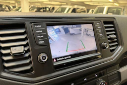 harmaa Volkswagen Crafter 2018 kuva 13.