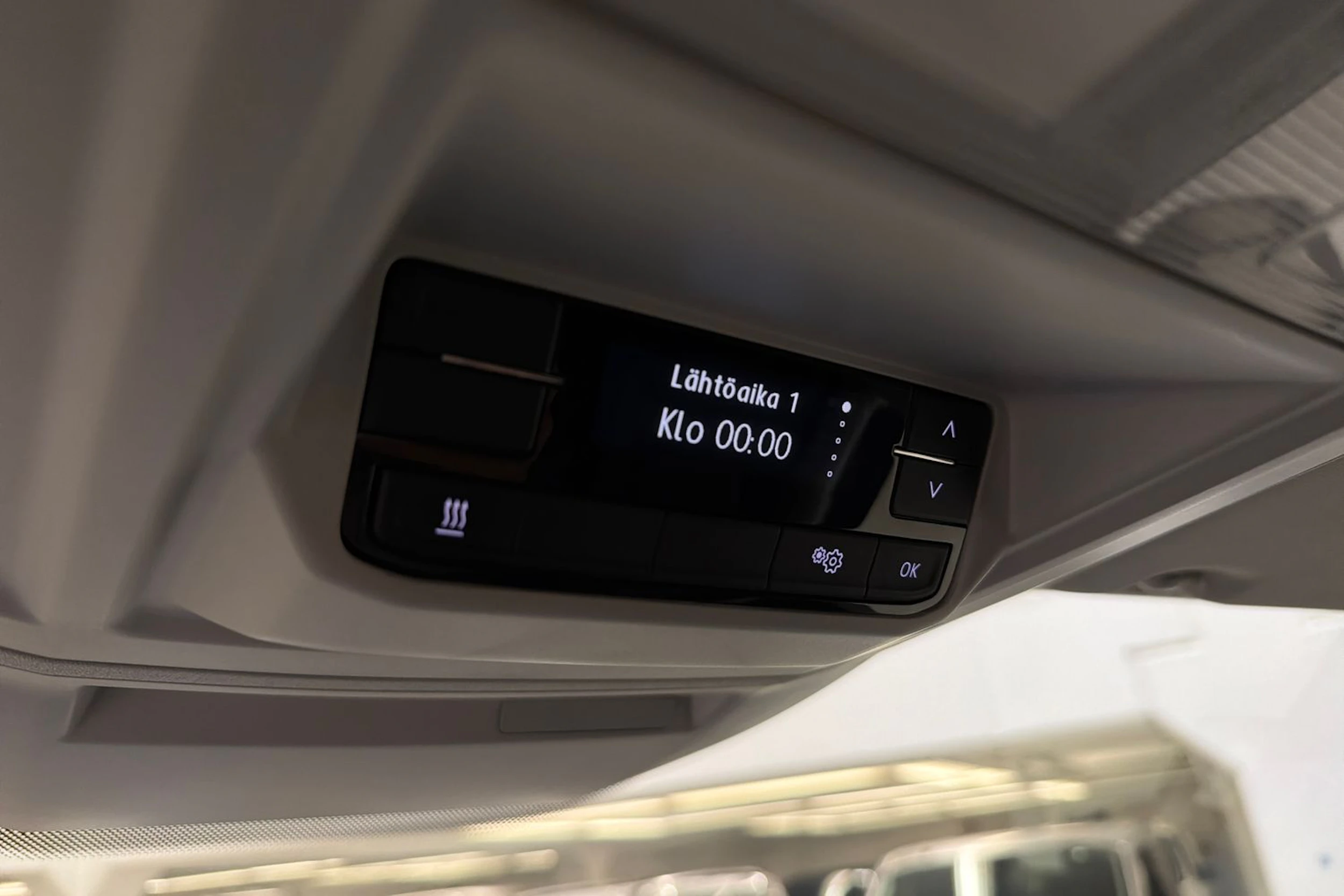 harmaa Volkswagen Crafter 2018 kuva 15.