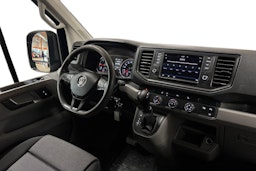 musta Volkswagen Crafter 2018 kuva 9.