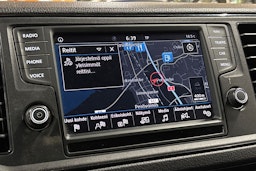 musta Volkswagen Crafter 2018 kuva 20.