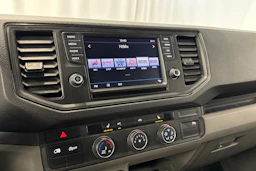 valkoinen Volkswagen Crafter 2018 kuva 18.