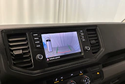 valkoinen Volkswagen Crafter 2018 kuva 19.