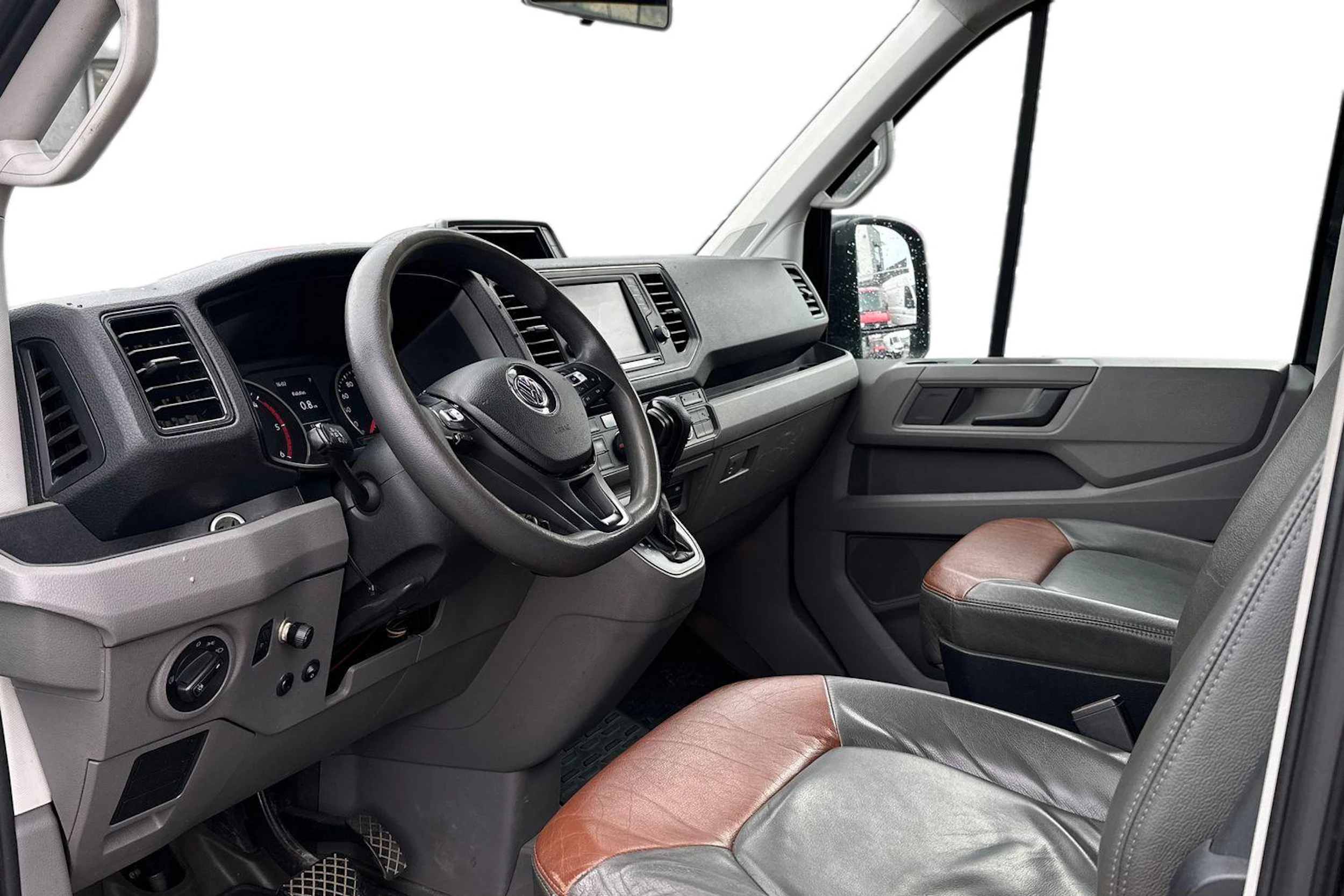 musta Volkswagen Crafter 2018 kuva 3.